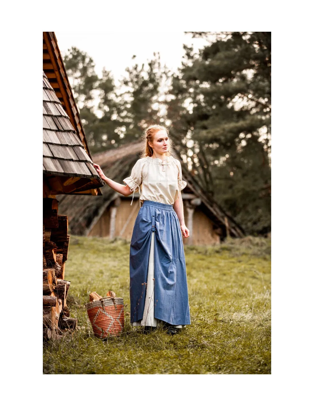 Blouse médiévale à manches courtes modèle Verena, blanc naturel ⚔️ Boutique