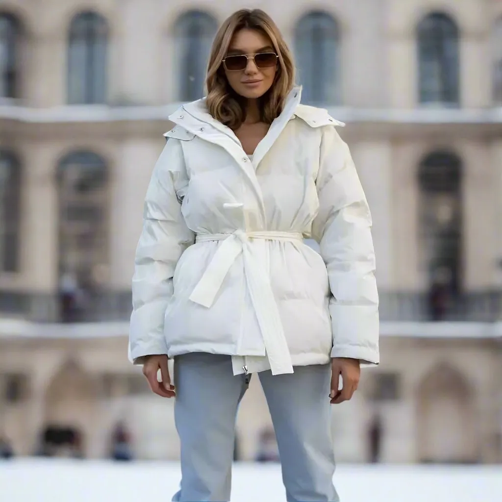 Emely - Manteau chaud à capuche avec ceinture