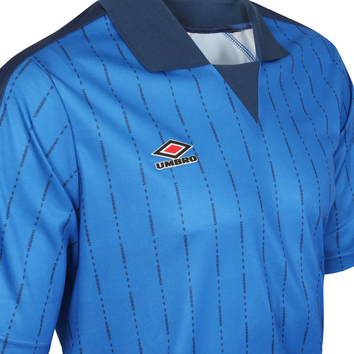 Polo manches courtes rayé bleu en coton Umbro - Maillot de corps Homme sur MenCorner