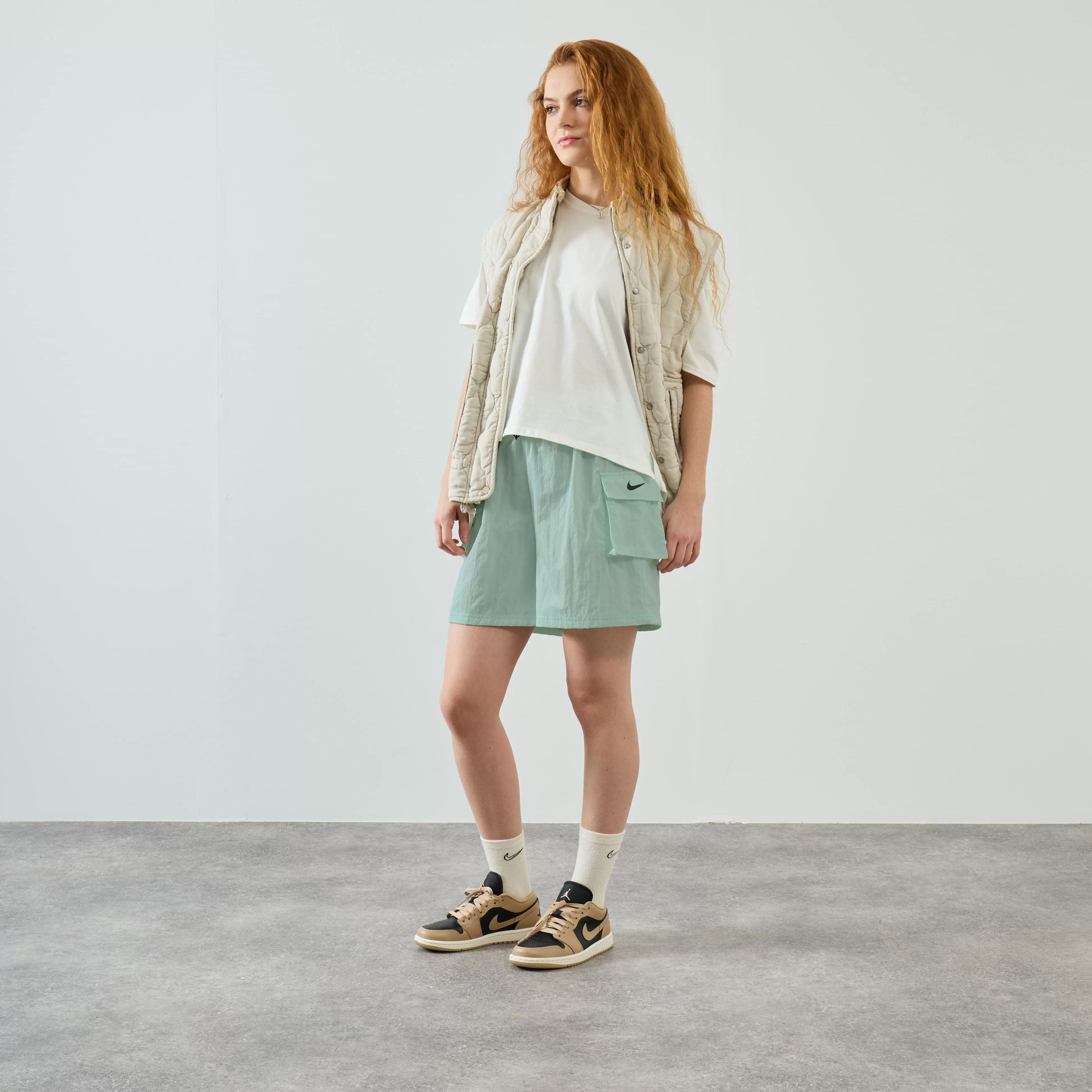 SHORT ESSENTIAL WOVEN