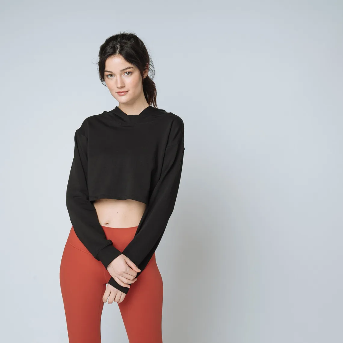 Sweat capuche crop top Coton Femme noir | 3 Suisses