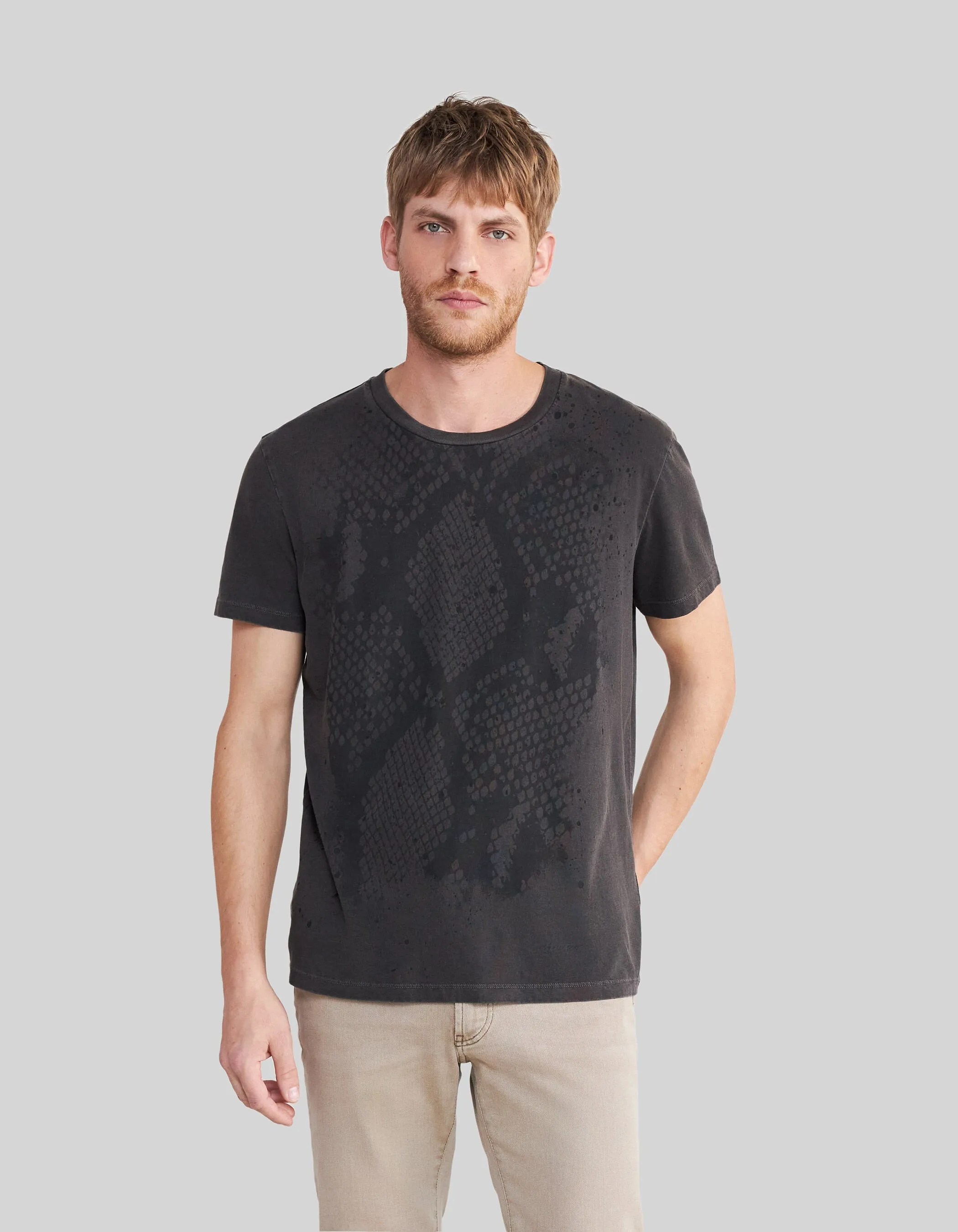 T-shirt café noir motif effet serpent Homme