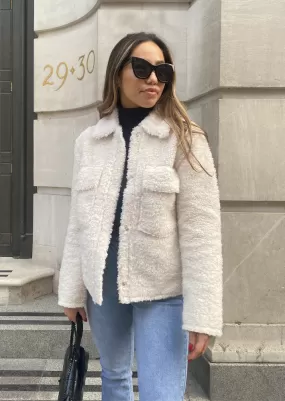 Veste pelucheuse crème